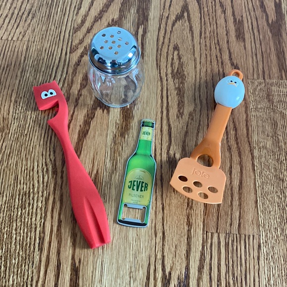 Joie Other - Miscellaneous Kitchen Tools Lot